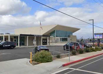 학교서 전자담배 단속하다 ‘고스트건’적발 … OC 학생 도주 끝 체포