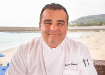 OC ‘드리프트 우드 키친’ 유명셰프 ‘레이너 슈바르츠’, 차량사고로 사망