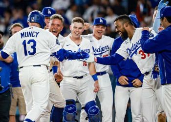 김혜성, 희생플라이로 시즌 첫 타점…’먼시 끝내기포’ 다저스, 시즌 10승 선착