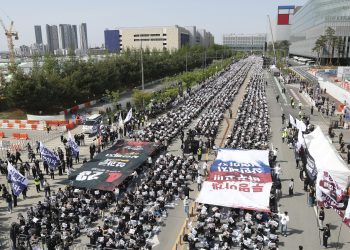 삼성전자 노노갈등 확산 … ‘동행 노조’ 공동교섭단 이탈