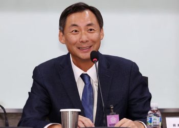 ‘이재명 소년원’ 허위 조작 유포 한인 모스탄 출국정지 요청