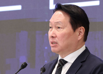삼성·SK, 4755조 ‘메가 투자’ … “반도체·AI에 명운”