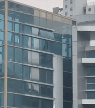 정신 나간 선관위 … 이 판국에 사무실서 ‘골프스윙 연습’