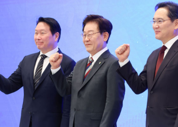 ‘메가프로젝트’ 공방…與 “국운 건 대전환” VS 野 “지지율·전당대회용”