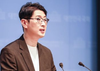“경찰, 정이한 테러 자작극 알고도 숨겨 … 박형준 낙선”