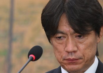 ‘공정성 의혹” 홍명보 “특혜 없었다…연봉 38억보다 적어”