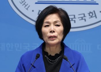 최민희, 당원 야유에 “정청래 죽이기, 일베 문화 침투”