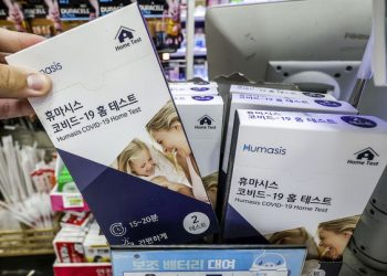 중국발 코로나 재확산 조짐 … 52만명 신규 확진