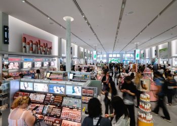 올리브영, 美 세포라 뚫었다…580개 매장에 ‘K뷰티에딧’ 론칭