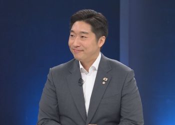 ‘김구 증손’ 김용만, 하영 논란에 “선조 행적 안 뒤 행동이 중요”