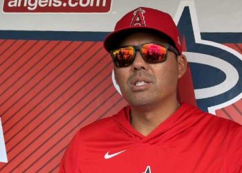 [석승환의 MLB] 덕아웃의 아시안(1)  — 커트 스즈키가 우리에게 묻는 것