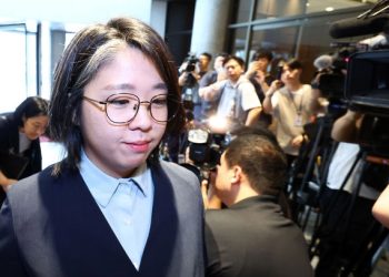‘남편 사무총장 임명’…용혜인 ‘정치자금법 위반’ 고발 당해