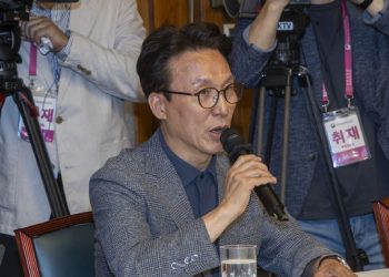 김민석 “당내 李 비판, 盧탄핵 전조와 비슷”