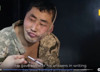 우크라 생포 북한군 2명 한국 송환 … “자유의사 따라 관련국 협의