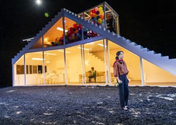전도연 주연 연극 ‘벚꽃동산’ 뉴욕 첫 무대 기립박수