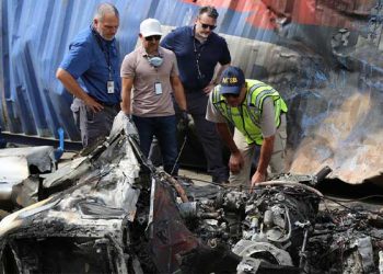 NBC 뉴스헬기 잔해 수거 … NTSB, 조사 착수