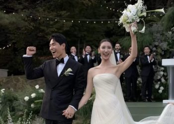 [화제] ‘케데헌’ 이재, 한국서 깜짝 결혼…신영균 옛집서 백년가약