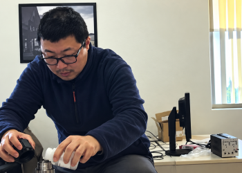 “버클리 중국계 과학자, 중국계 동료 물병에 독극물 투입”